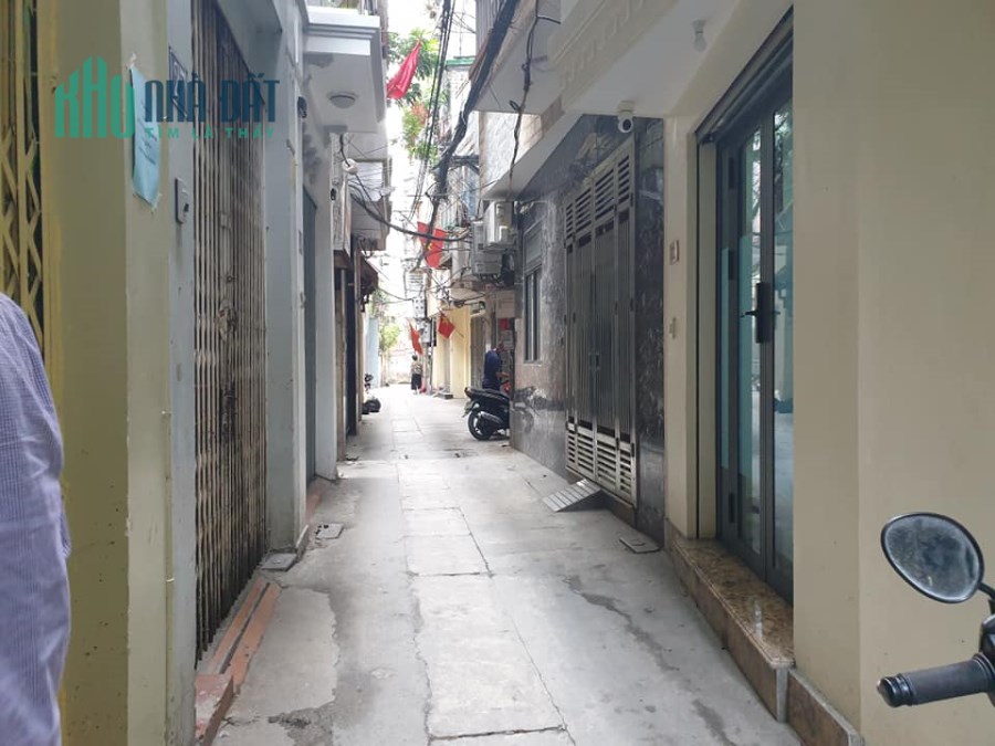 Nhà đẹp Giáp Nhất, Thanh Xuân, ngõ to gần phố, 33 mét 5 tầng, nhỉnh 3 tỷ, lh 0912590048
