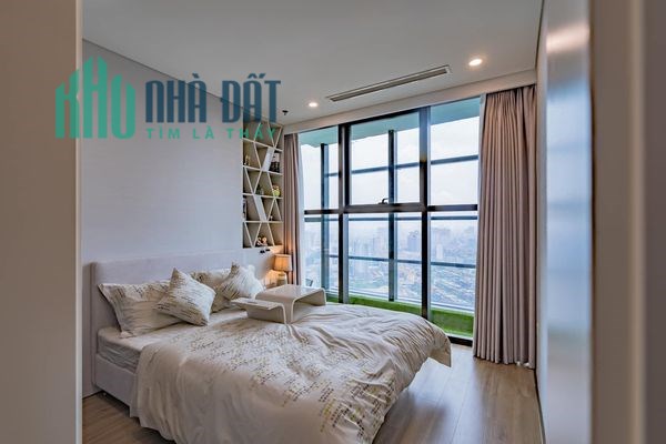Bán gấp nhà Cầu Giấy 63m2, giảm sốc 6 tỷ 3 xuống 5 tỷ 5, ô tô tránh, kinh doanh.