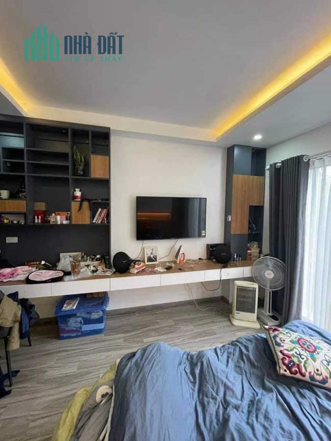 Bán gấp nhà Nguyễn Lương Bằng, Đống Đa, 46m2, 4 tầng, 4 tỷ 3