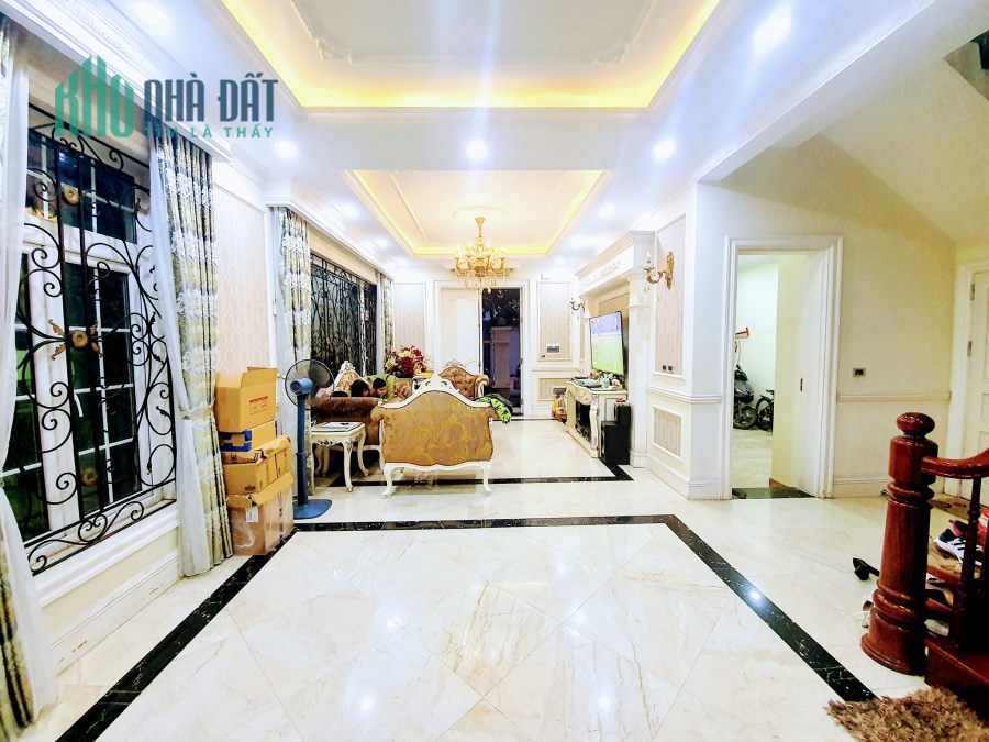 SIÊU PHẨM BIỆT THỰ VẠN PHÚC, CẠNH TRƯỜNG NHẬT BẢN, NỘI THẤT ĐẸP. 200m2, 19.Tỷ