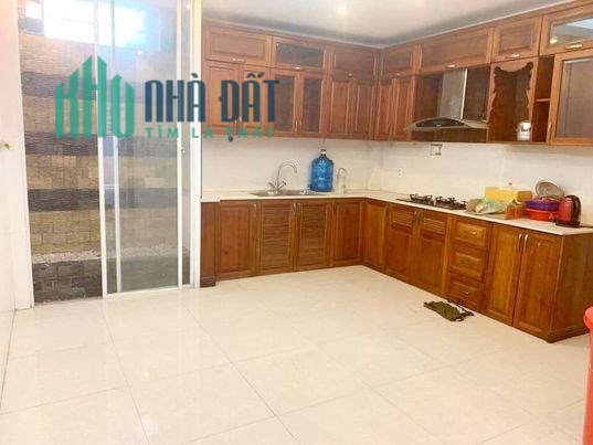Bán nhà phường Bình Hưng Hòa Bình Tân,65m2,4 tầng,4,6 tỷ,giá rẻ,nhà còn mới.