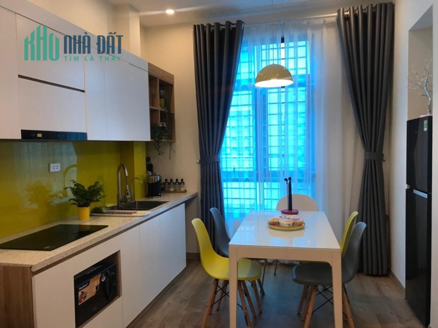 DUY NHẤT MỘT CĂN HỒ TÙNG MẬU - GARA Ô TÔ - NHÀ ĐẸP - Ở CỰC SƯỚNG.