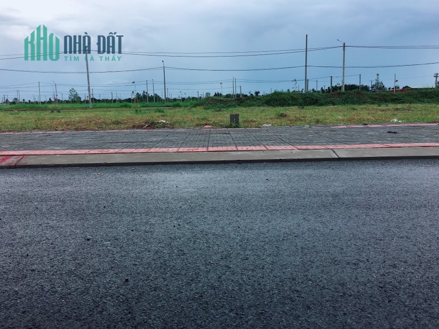Mua đất tặng vàng, sale sập sàn 9/9