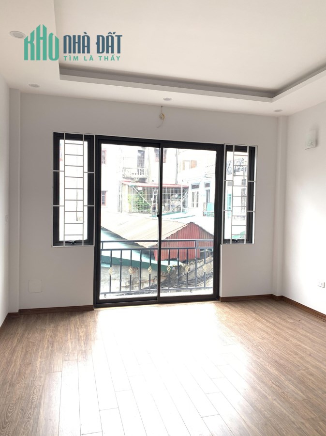 Cần bán nhà riêng,ở ngay, 47mx4Tx4.85 tỷ Khâm Thiên,Tôn Đức Thắng,Đống Đa.