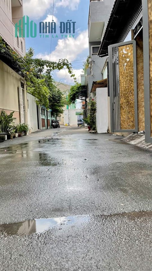Bán gấp Nhà Tân Sơn Nhì, Tân Phú 6*8.8_3 tầng BTCT giảm 750tr _LH0896721788