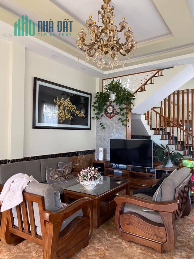 Bán nhà mặt tiền quận Bình Thạnh, 110m2, KINH DOANH, nhỉnh 100tr/m2, 0911687421