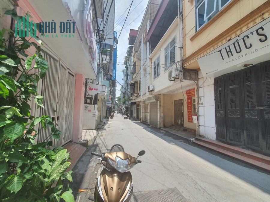 Làm ăn phát đạt tâu nhà mới để lại căn 45m2*4T Hai Bà Trưng 2.9 tỷ