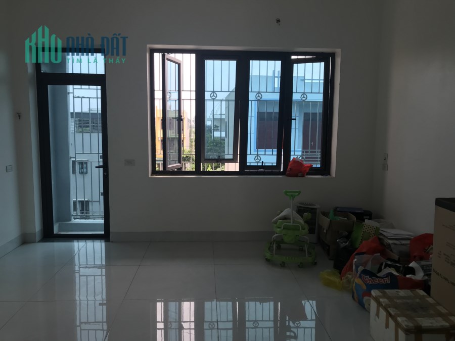 Nhà 3 Tầng Mới Xây ( có Gara) – Gần Lái Xe Thành Nam – Big C – Cần Bán Gấp