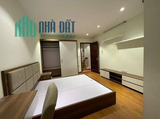 Bán gấp nhà MỸ ĐÌNH, dt 50m2, 5t, nhỉnh 6 tỷ, lô góc, ô tô, kinh doanh, dòng tiền đều.