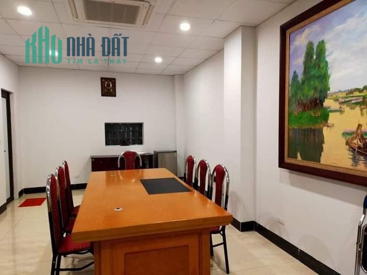 Bán nhà MP Bà Triệu - gần Vincom, 60m2, 7 tầng, thang máy, mặt tiền 4.5m: 28.5 tỷ. LH 0888679111