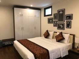 Cần Bán Nhà Mặt Phố Bà Triệu, Hai Bà Trưng DT 45m2, MT khủng 10m giá 31 tỷ. LH 0888679111