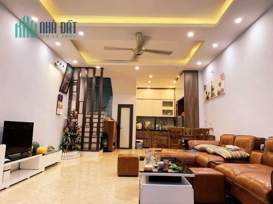 Cực Hiếm !Nhà 6Tầng, 15m ra phố Trường Chinh, 28m2, kinh doanh Online. Cần bán gấp.