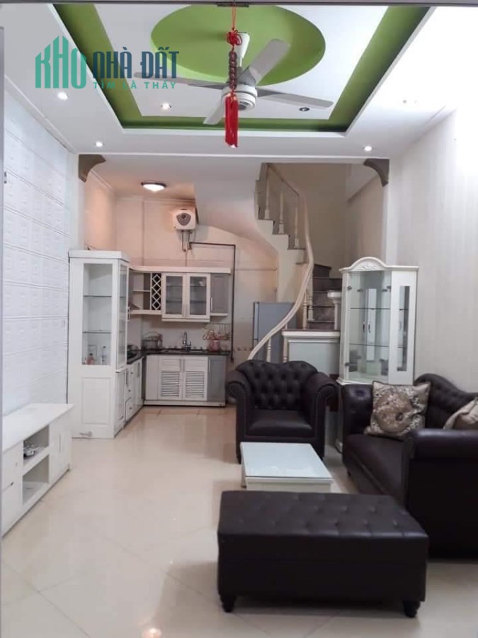 Bán nhà Trương Định, 35m x 4T, giá chào 2,95 tỷ