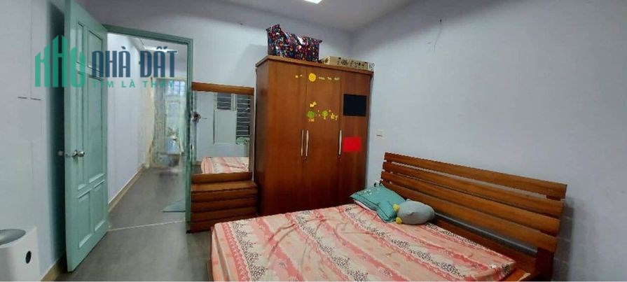 Bán gấp nhà Cầu Giấy 45m2, 5t, nhỉnh 5 tỷ , phân lô, ô tô, kinh doanh, nhà mới  ở ngay.