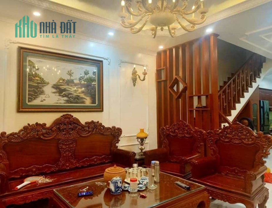 Tôi bán nhà mặt phố Triệu Việt Vương sầm uất gần phố Tuệ Tĩnh 36m2x6T chỉ 21.68 tỷ. 0989626116