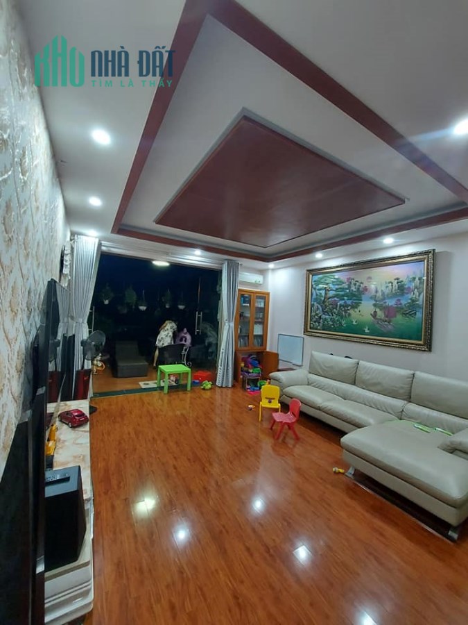 Bán nhà nội thất đẹp KĐT Văn Quán, giá chốt vì Covid-19, 85m2, 5T, Đường 20m