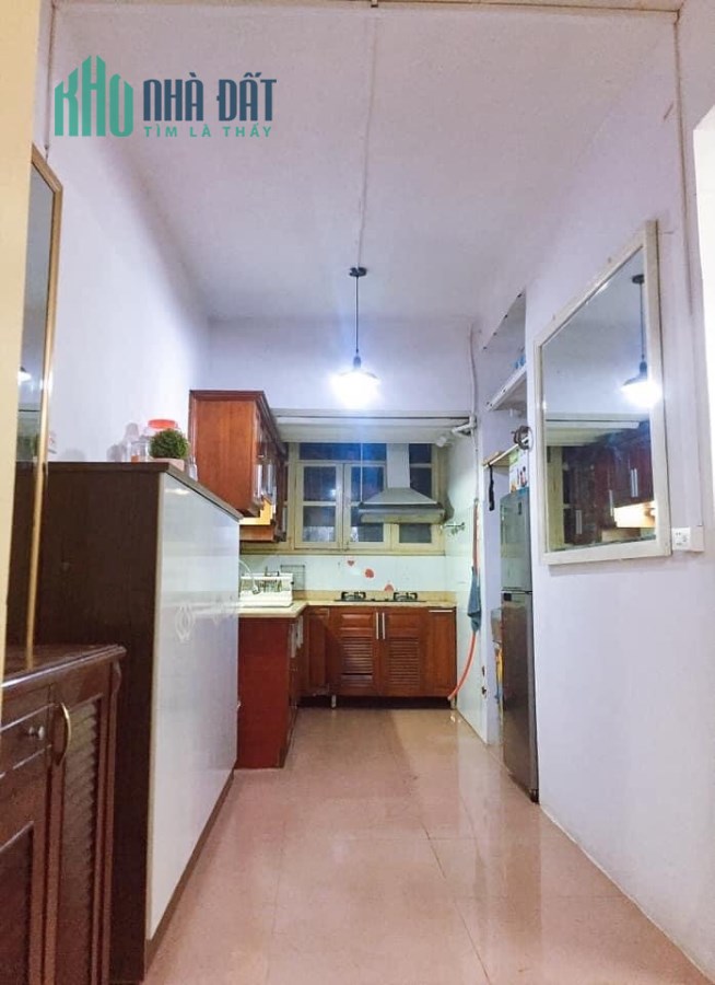 Bán gấp nhà Tập thể Minh Khai giá 2,55 tỷ, 65m2, tầng 2, có sổ đỏ