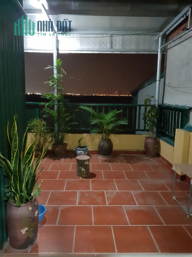 Mặt Phố Bạch Đằng, Hai Bà trưng, Hà Nội-Kinh doanh vỉa hè, vài ô tô tránh-90m2x7T 16,5 tỷ.