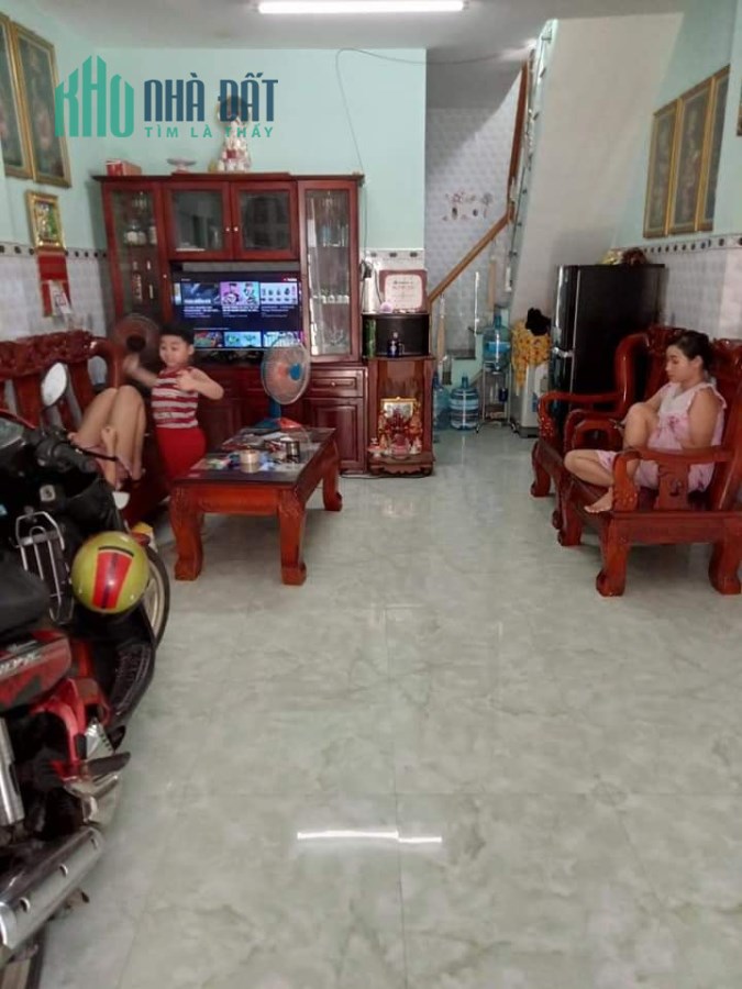 Bán gấp nhà đường Nguyễn Súy Tân Phú 50m2 gần chợ, trường học giá rẻ _LH0896721788
