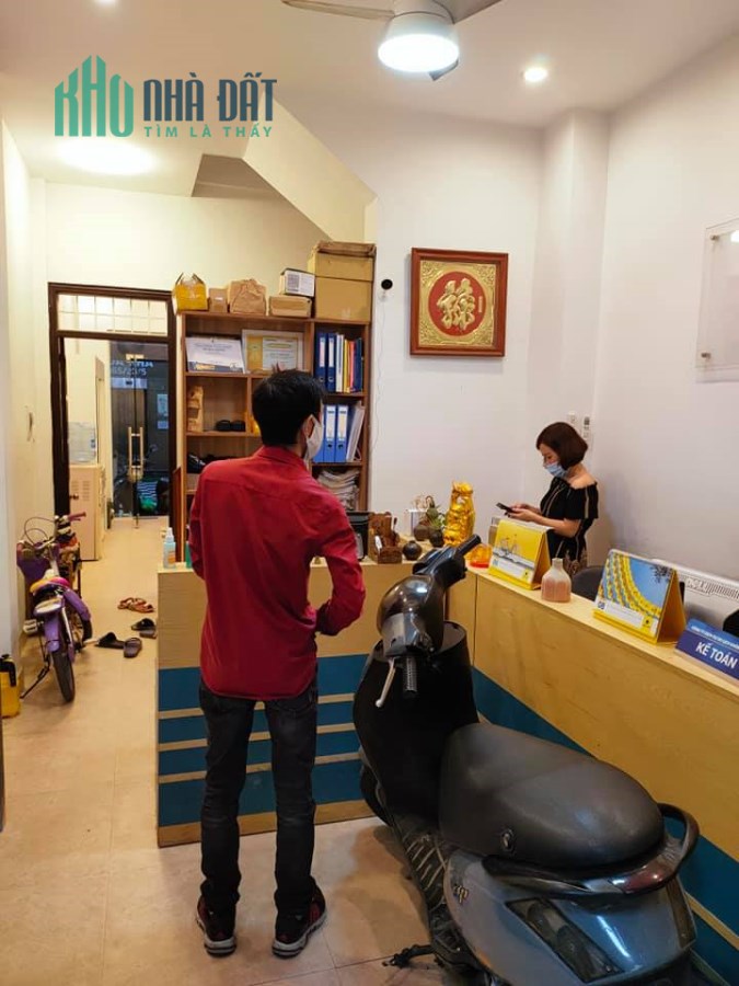 Bán nhà Thái Hà, Đống Đa 4 tầng 38 m2. Ô tô đỗ trước, sau nhà, kinh doanh tốt giá 8 tỷ.