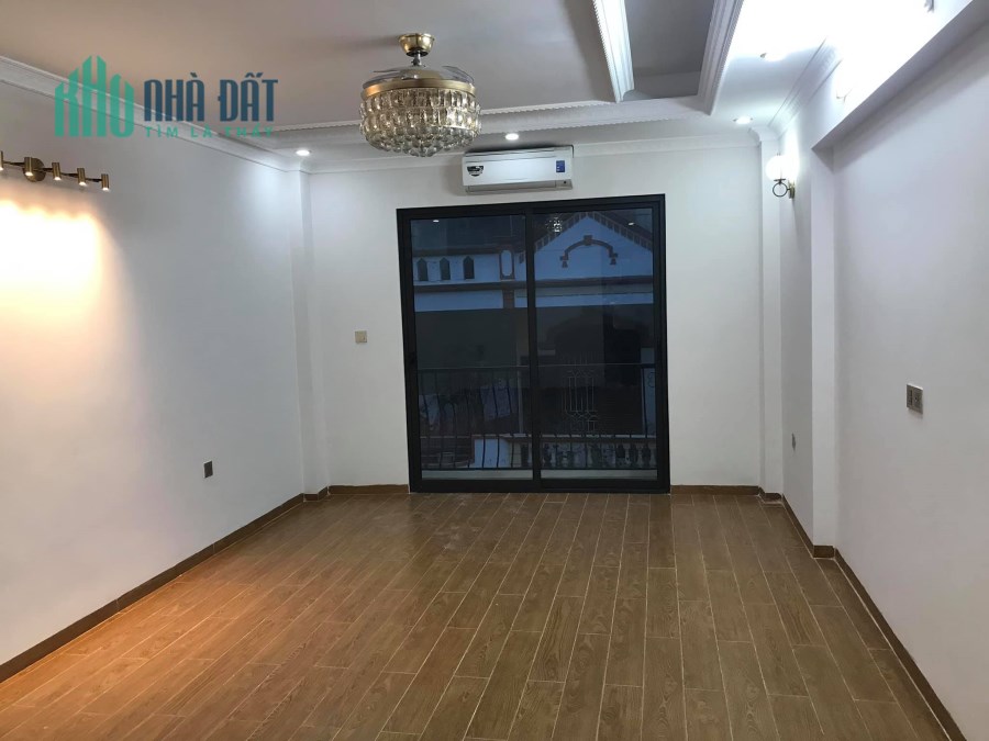 💥Bán nhà phố Sài Đồng,Long Biên- 42m 5tầng_oto đỗ cửa vào nhà_3.6tỷ