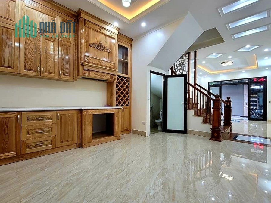 Siêu phẩm kinh doanh! Nhà Thái Hà DT 56m2 x 5tầng, MT 4m – ô tô tránh – ngõ thông