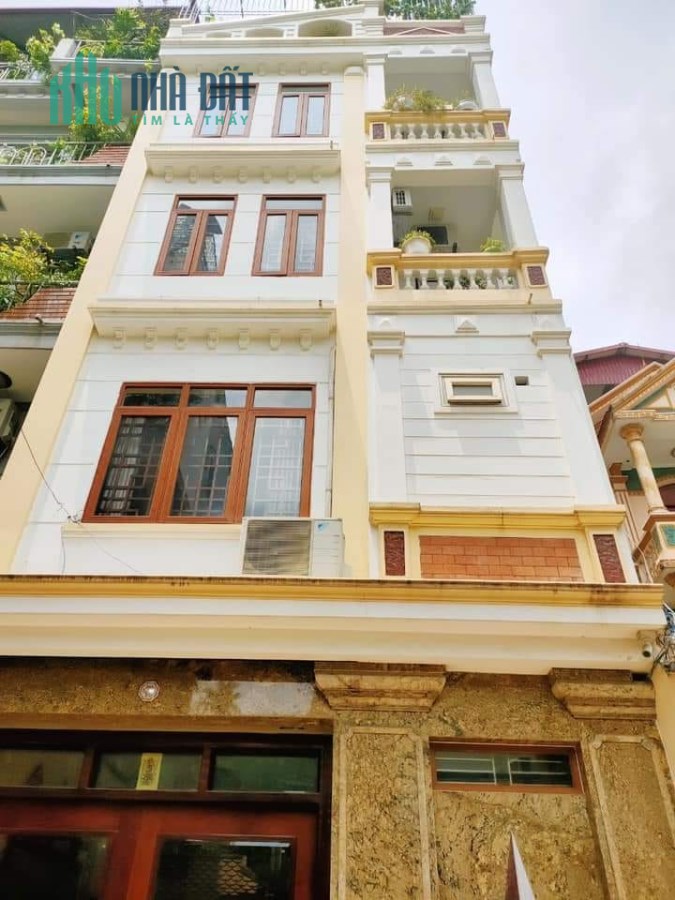 Mặt phố Ngọc Lâm,Long Biên,vỉa hè rộng,kinh doanh sầm uất,72m,8 tầng,giá 19,9 tỷ.