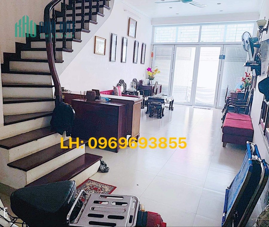 Bán nhà Chùa Láng – Kinh doanh – lô góc – Gara – 55m2 x 5T x MT 4,5m - 0969693855