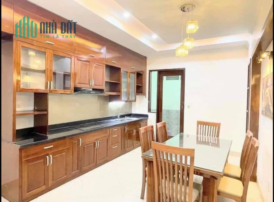 💥Bán nhà phố Nguyễn Văn Cừ, Bồ Đề, 62m 5T -ngõ thông rộng, gara oto, thang máy