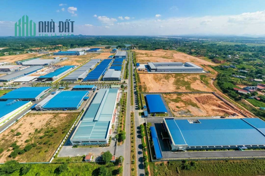 Bán đất công nghiệp tại Bắc Giang, DT từ 1ha đến 50ha, mặt QL đường rộng 60m, hạ tầng tốt, giá rẻ.