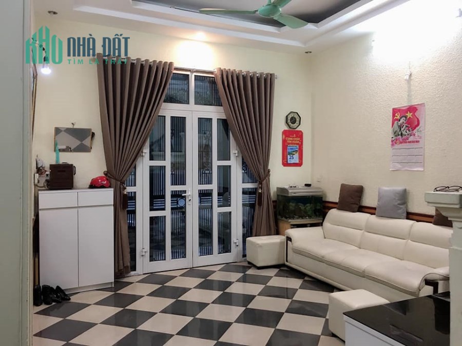 Bán Nhà Phố Khương Đình 40m2, 4 Tầng- 3.6 Tỷ.