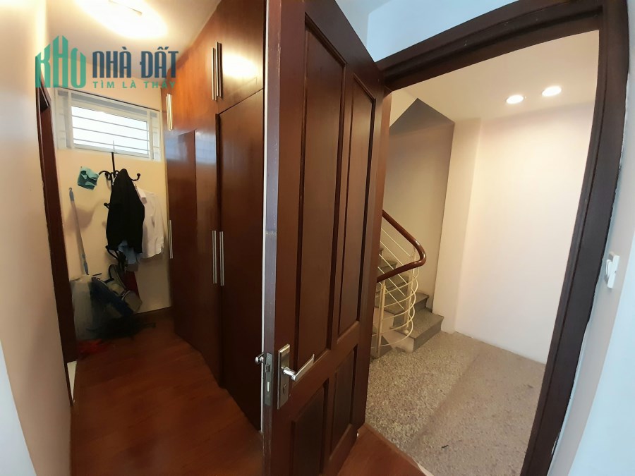 💥Bán nhà phố Sài Đồng,Long Biên,45m 5T-sân gara oto, thang máy