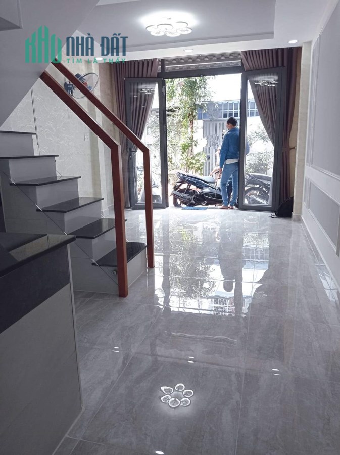 Nhà mới ở ngay, 2 tầng  trung tâm Tân Phú, Trần Thủ Độ nhìn là mê, nhỉnh 3 tỷ, xxx936