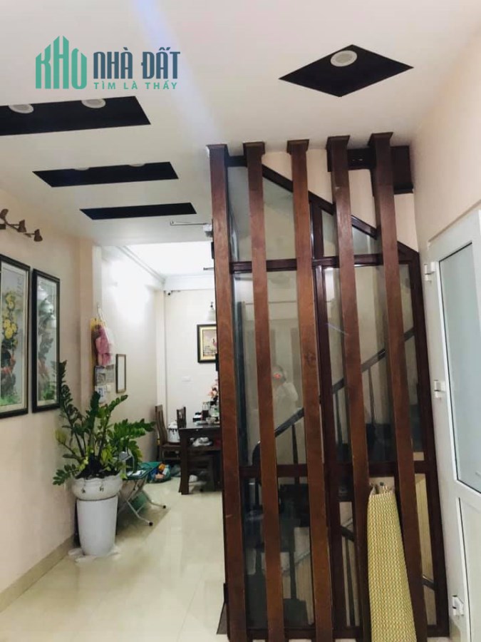 Bán nhà mặt phố Trần Cung, Bắc Từ Liêm. 48m2*5 tầng, nhỉnh 8 tỷ. Ở sướng, kinh doanh đỉnh.