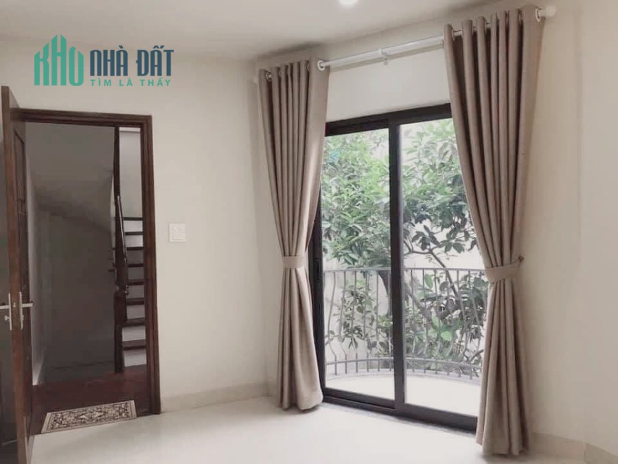 Bán nhà  siêu đẹp Đội Cấn, Ba Đình, 31m2*5T,MT4m , giá 4 tỷ 150 triệu  nhà đẹp ở luôn.