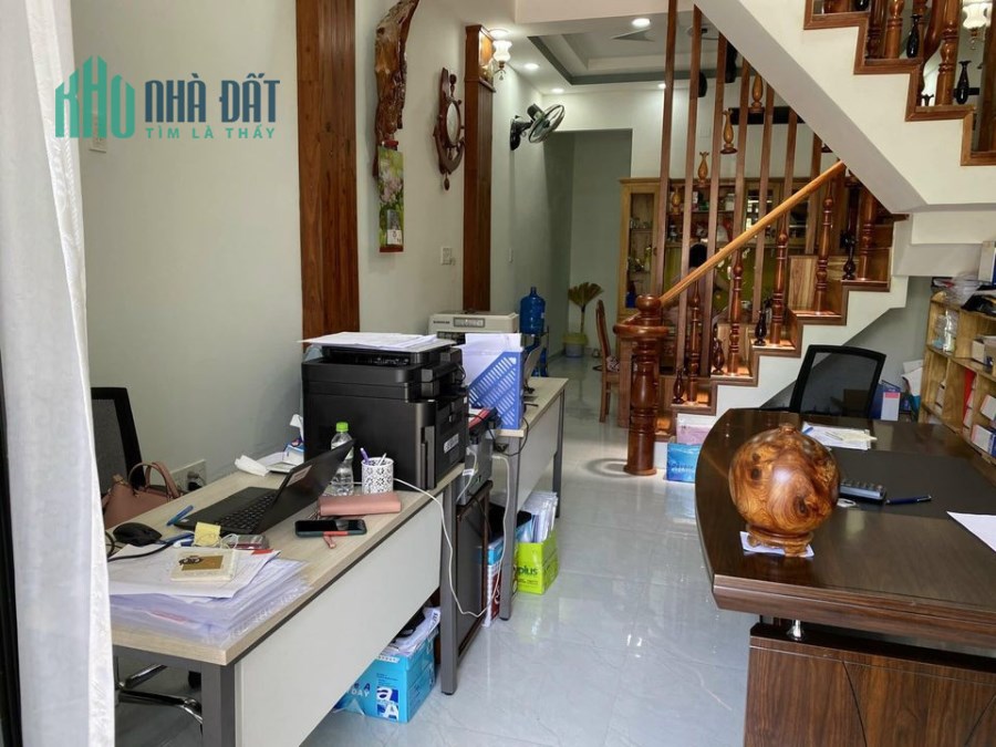 Bán nhà quận 3, nhà đẹp 5T ngang hơn 4m, ô tô 0799149230