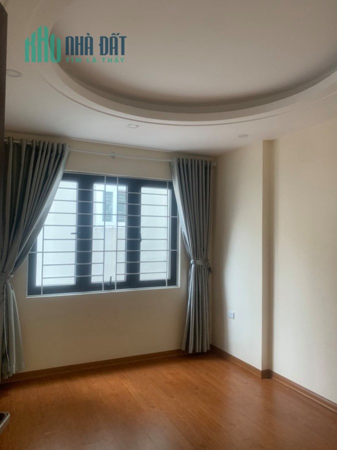 💥 Bán nhà phố Thạch Bàn- 40m 4tầng_oto đỗ cổng_dân xây_3 tỷ