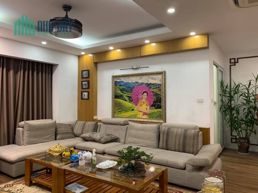 Tôi cần Bán gấp Khu PL Thái Hà giá 6.2 tỷ, 42mx5 tầng, oto đỗ