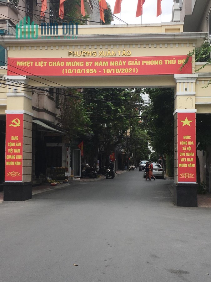 Bán đất tặng nhà ngõ 105 Xuân La, Tây Hồ. DT52m2, MT4.5m, 8.2 tỷ. Phân lô ô tô, 2 mặt thoáng.