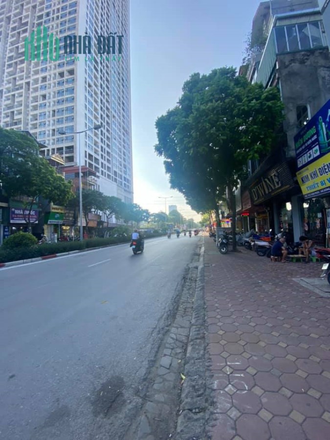 Bán nhà Mặt phố Giải Phóng 70M x 5T giá 9.8 tỷ 0704084502
