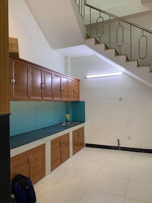 Nhà Hiếm hxh chưa qua đầu tư 50m2 vuông vức 3 tầng hẻm 1sẹt Tân Hương Tân Phú.