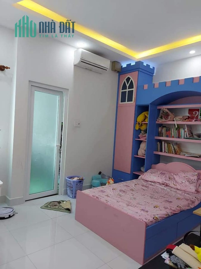 Bán nhà quận 3, 4T cực đẹp, vip, nhẹ 5 tỷ, 0911687421