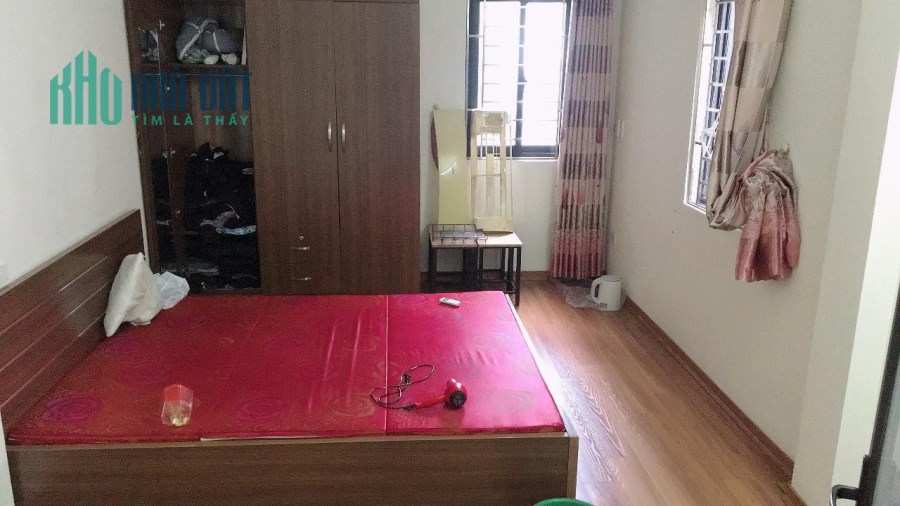 Bán nhà  Long Biên 1, Quận Long Biên 25mx5T, 2.2 tỷ.