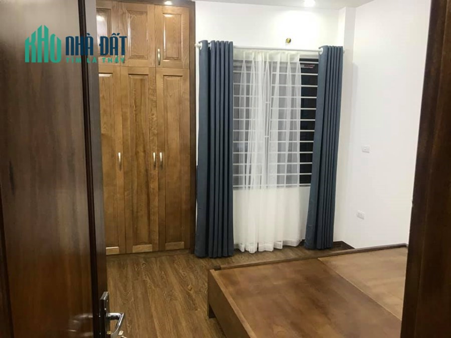 - Bán nhà phố Mỹ Đình, 45m2 x 5 tầng, hiếm đẹp, kinh doanh tốt, 6,3 tỷ