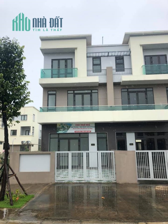 Căn Shophouse mặt đường 26m KĐT Centa City giá đáy thị trường.