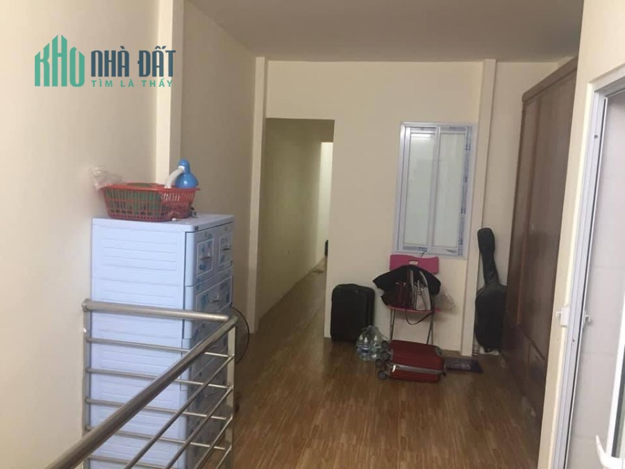NGUYỄN TRÃI, THANH XUÂN 40M2, LÔ GÓC, Ô TÔ TRƯỚC CỬA,SỔ ĐẸP.