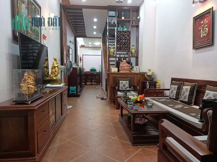 NỘI THẤT GỖ SIÊU CAO CẤP, NGÕ ÔTÔ TẠI VĂN CAO, BA ĐÌNH, 52M2*3T*3.5M, NHỈNH 6 TỶ