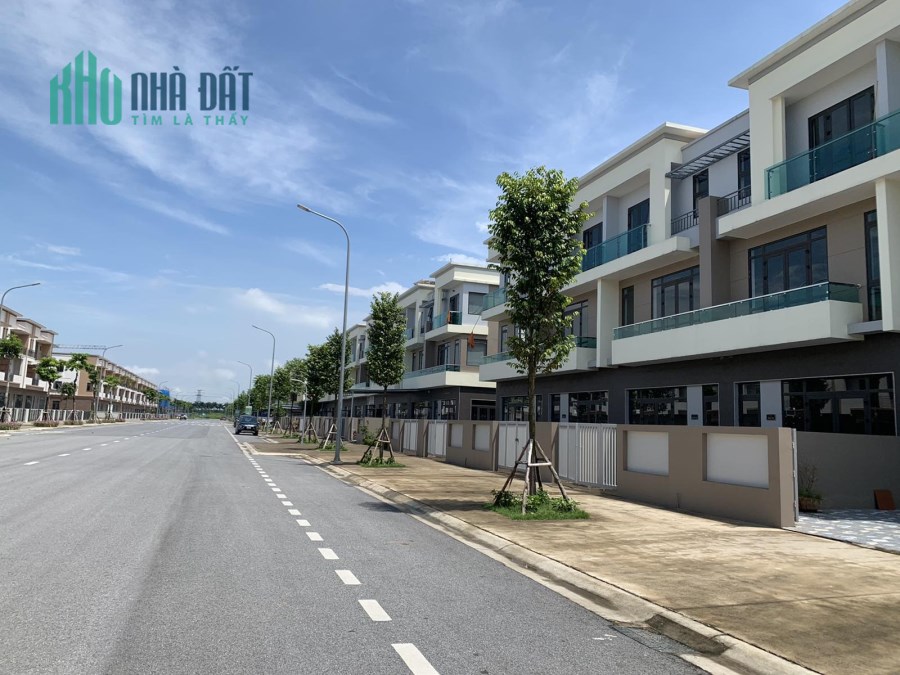 Bán căn Shophouse 120m2.khu phố ẩm thực tại CENTA CITY