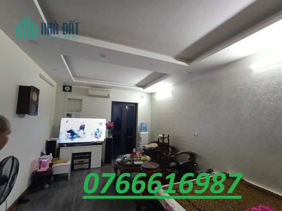 Bán nhà mặt phố Kim Ngưu 71m2 giá chỉ 20,5 tỷ. LH 0766616987