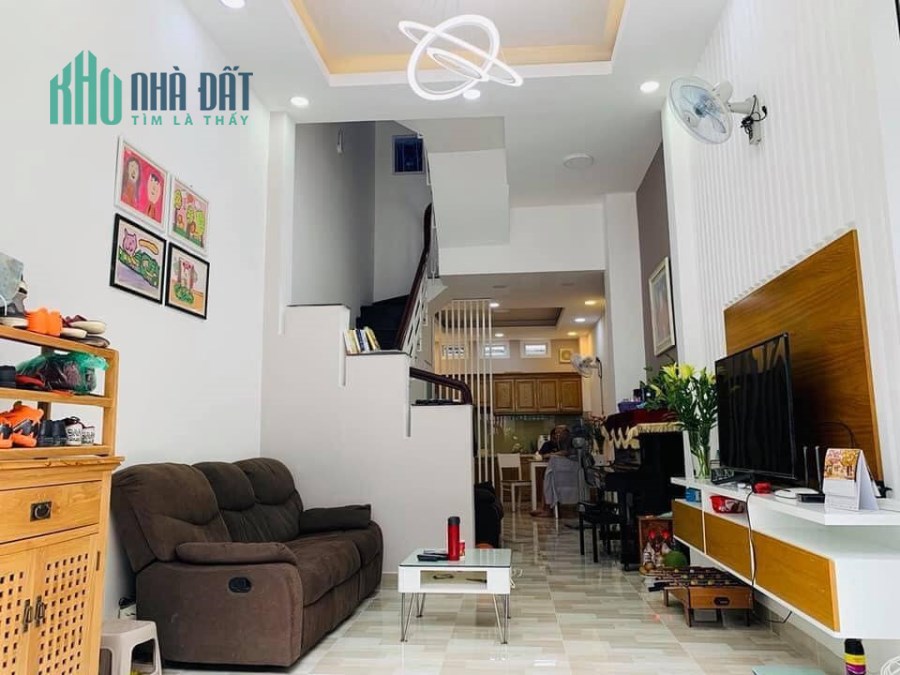 Nhà đẹp đón Tết cạnh nhà MC Trường Giang Phường 3 Gò Vấp, 32m2 chỉ 2 tỷ 55